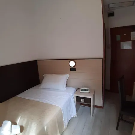 Hotel Karim 3*